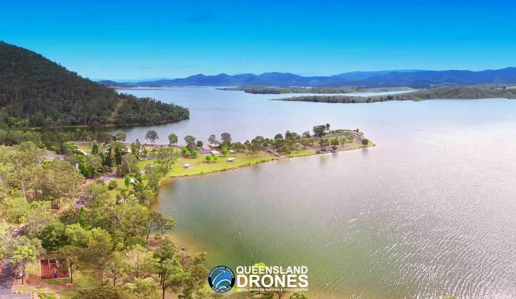 Cormorant-Bay-Lake-Somerset